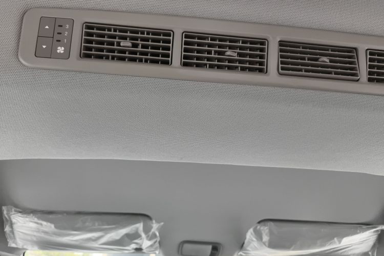 五菱汽车 五菱宏光新能源 2025款 增程式混动 50KM 标准型局部细节22