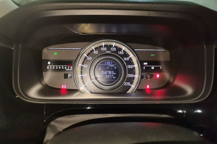 本田 艾力绅 2016款 2.4L 风尚版中控内饰14