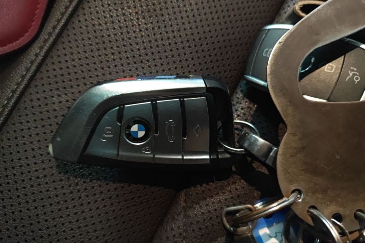 宝马5系 2022款 改款 525Li M运动套装中控内饰11