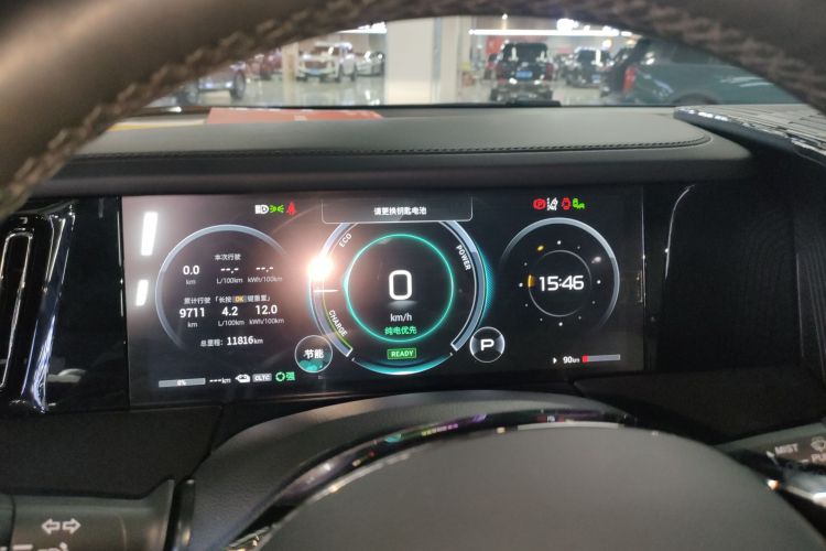 广汽传祺 传祺E9 2023款 E9 MAX中控内饰14