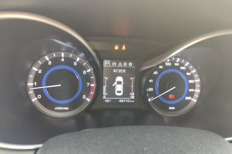 长安 逸动 2019款 高能版 1.6L GDI 自动先锋型 国VI中控内饰14