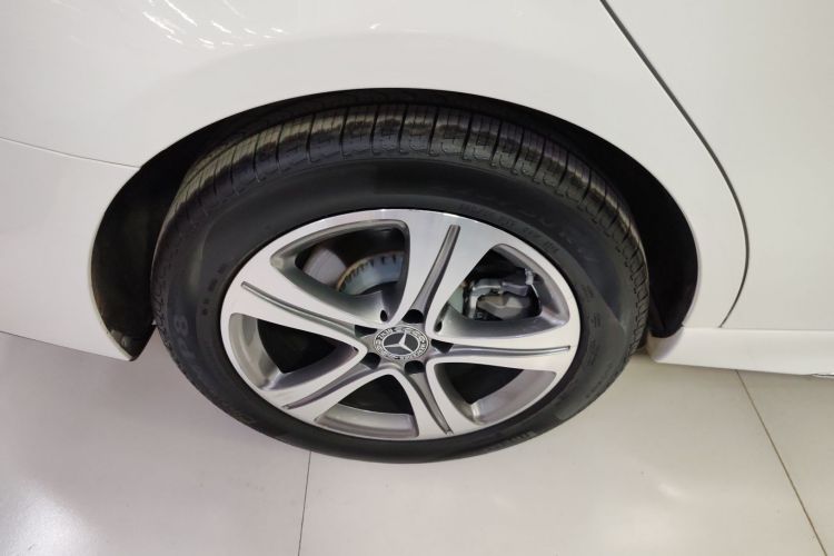 奔驰C级 2022款 改款 C 200 L 运动版车身外观6008