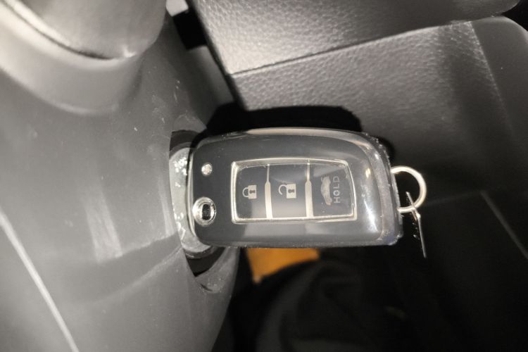 日产 轩逸 2024款 改款三 经典 1.6XE CVT舒适版中控内饰11