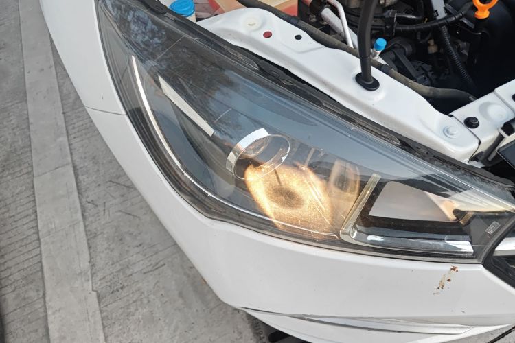 奇瑞 艾瑞泽5 2019款 改款PRO 1.5L CVT青春版 国VI车身外观8