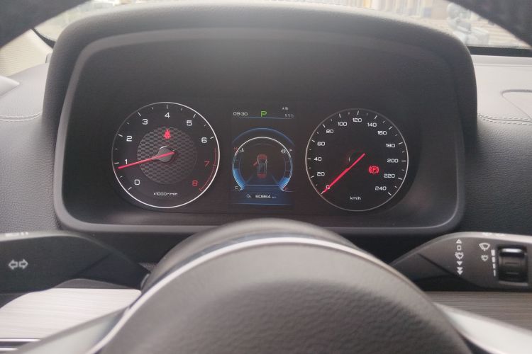 比亚迪 唐 2018款 2.0T 自动智联尊贵型 5座 国V中控内饰14