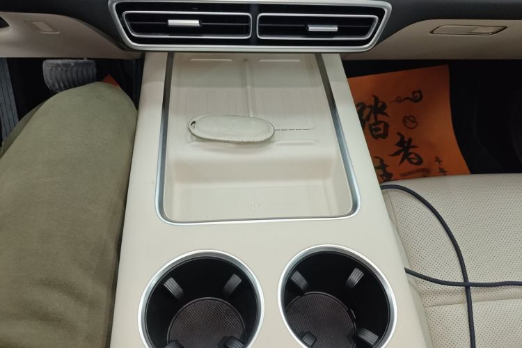 理想汽车 理想L6 2024款 Pro中控内饰18