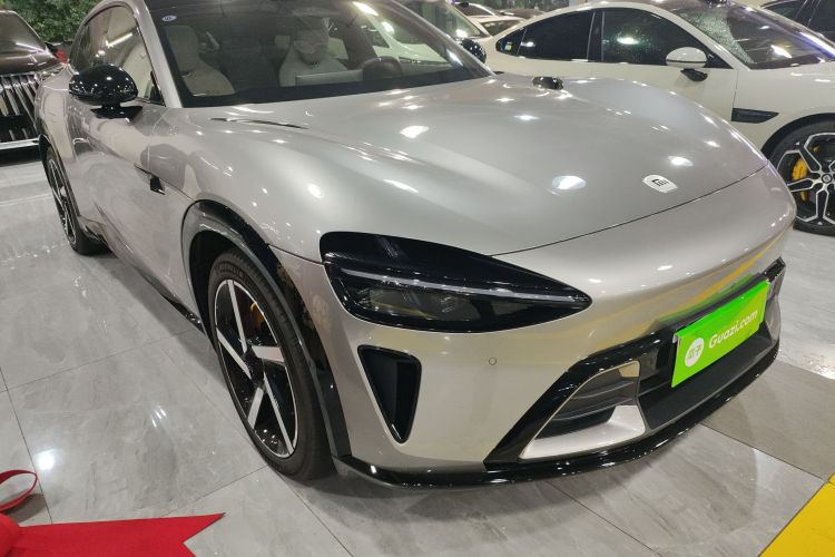 小米汽车 小米YU7 2025款 超长续航高性能四驱Max版车身外观6002