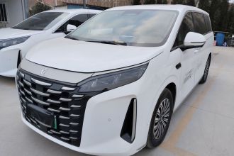 比亚迪 夏 2025款 DM-i 1.5T 180km 超越型