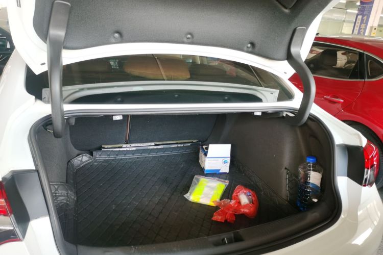 别克 君威 2019款 20T 精英型 国VI局部细节23