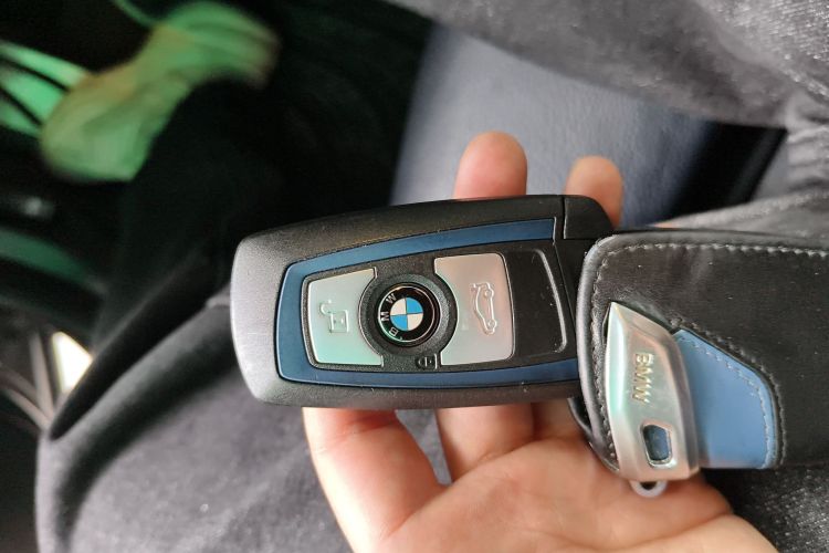 宝马4系 2020款 430i Gran Coupe M运动曜夜版中控内饰7001