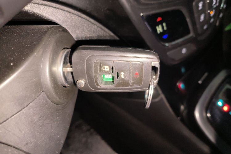 别克 君威 2015款 1.6T 领先技术型中控内饰7001