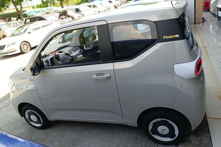 五菱汽车 宏光MINIEV 2024款 第三代 215km 青春版车身外观6003