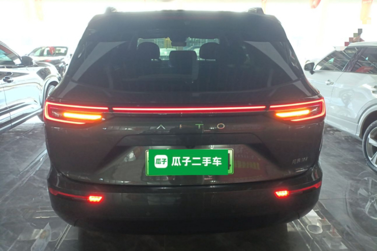 鸿蒙智行 问界M7 2024款 1.5T 智驾四驱Max版 5座车身外观6