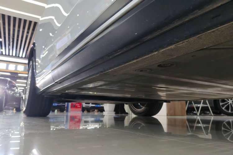 蔚来ES8 2018款 355KM 基准版 七座版局部细节9001