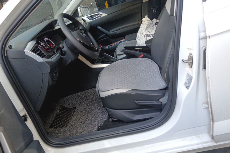 大众 Polo 2019款 Plus 1.5L 自动炫彩科技版局部细节19