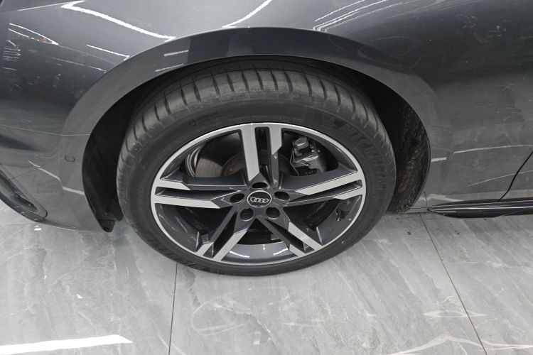 奥迪A4L 2022款 40 TFSI 豪华动感型车身外观6001