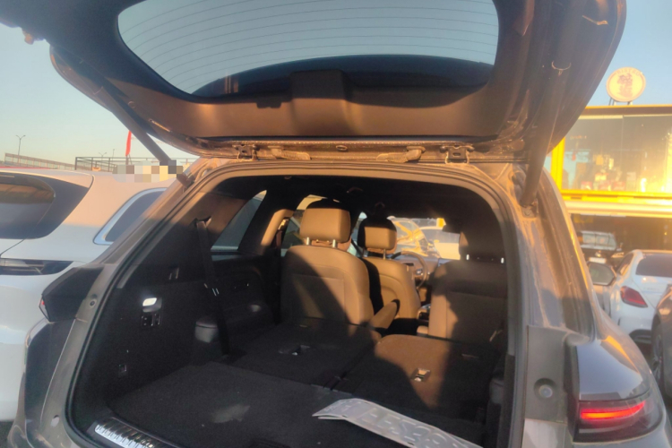 理想汽车 理想L8 2024款 Max局部细节23