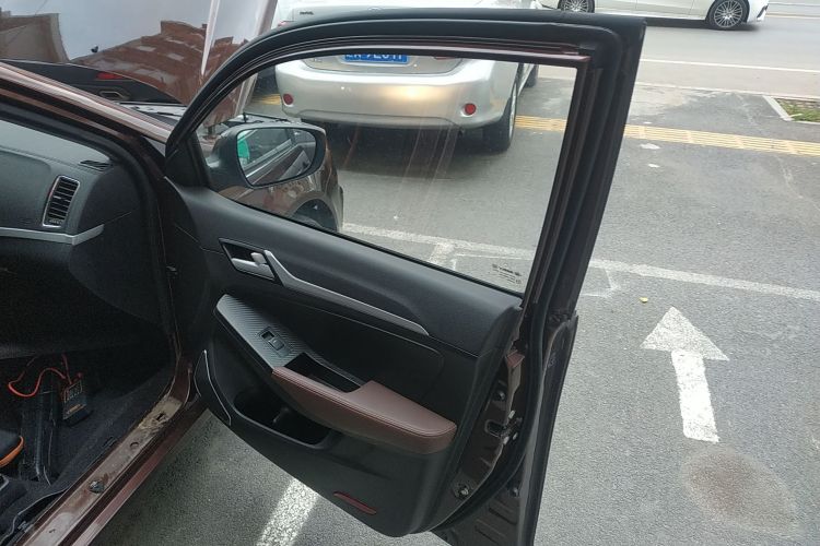 吉利汽车 远景 2017款 1.5L 自动幸福版中控内饰7005