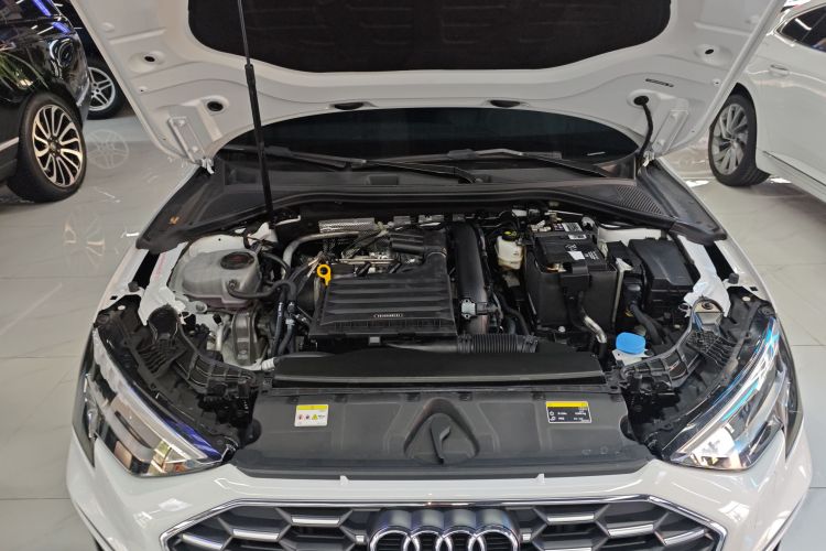 奥迪A3 2023款 改款 Sportback 35 TFSI 时尚运动型机舱底盘24