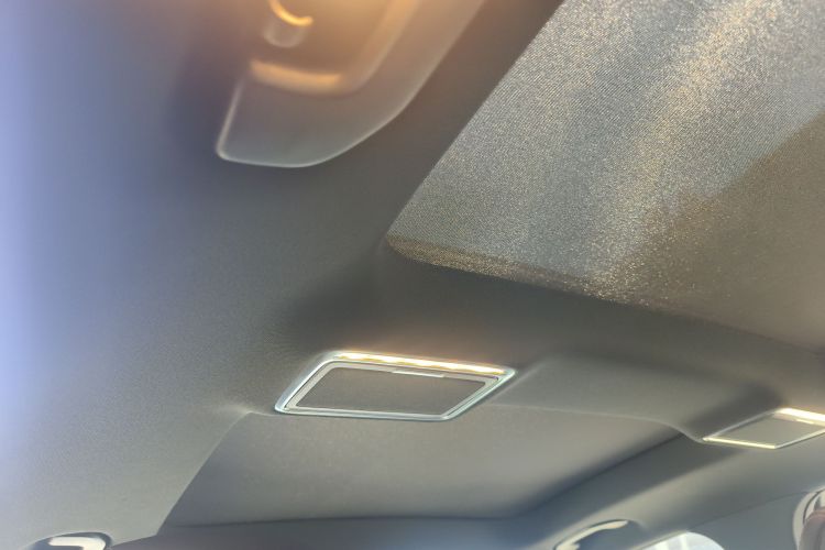 奔驰GLC 2020款 改款 GLC 300 L 4MATIC 动感型中控内饰22