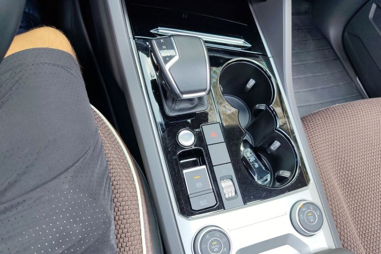 大众 途锐 2022款 2.0TSI 锐尚版局部细节18