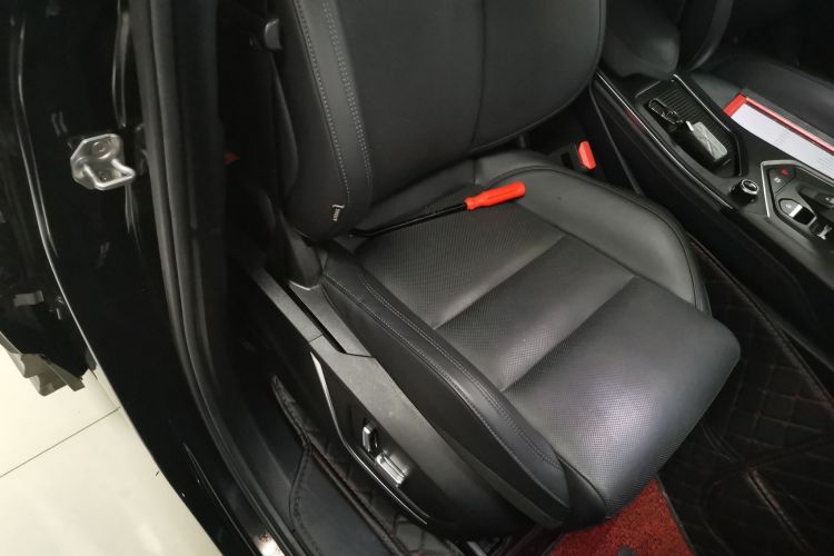 领克01 2021款 2.0TD 两驱型Pro局部细节41