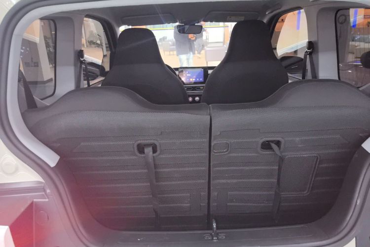 五菱汽车 宏光MINIEV 2024款 第三代 215km 进阶版局部细节23