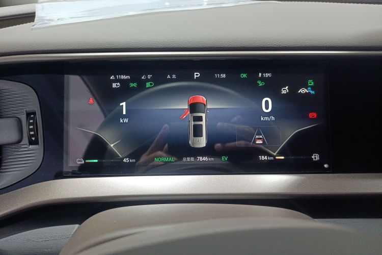 腾势D9 2022款 DM-i 970 四驱旗舰型局部细节14