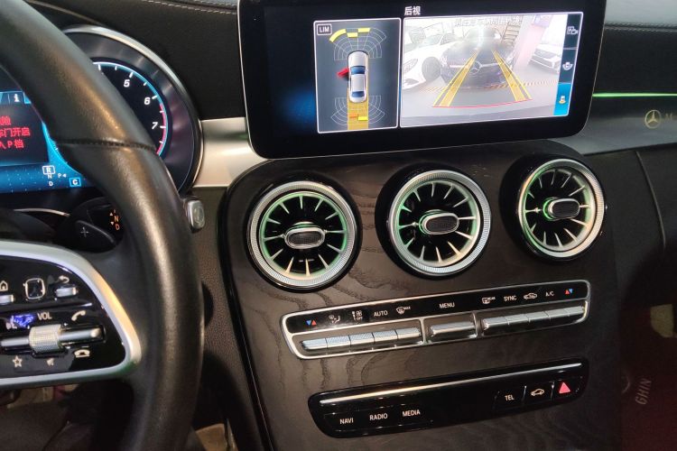 奔驰C级 2019款 改款 C 260 L 运动版中控内饰16