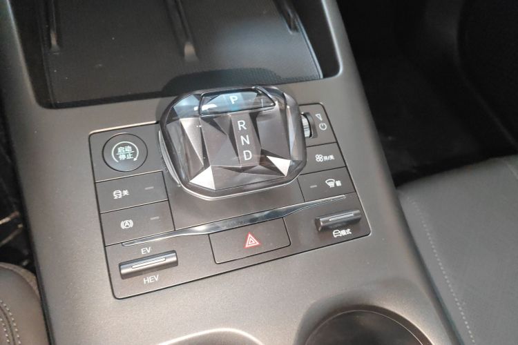 比亚迪 秦PLUS 2025款 DM-i 智驾版 55KM领先型中控内饰18