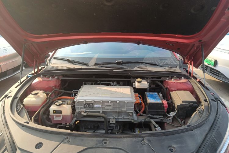 比亚迪 汉 2020款 EV 超长续航版豪华型机舱底盘24