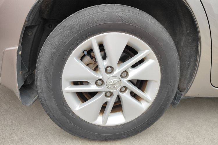 丰田 卡罗拉 2014款 1.6L CVT GL车身外观6008