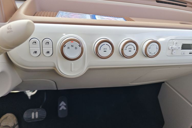 奔腾小马 2026款 222km 炫彩马局部细节16