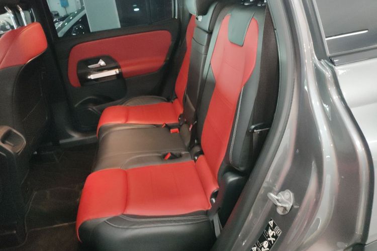 奔驰GLB AMG 2021款 改款 AMG GLB 35 4MATIC中控内饰7003