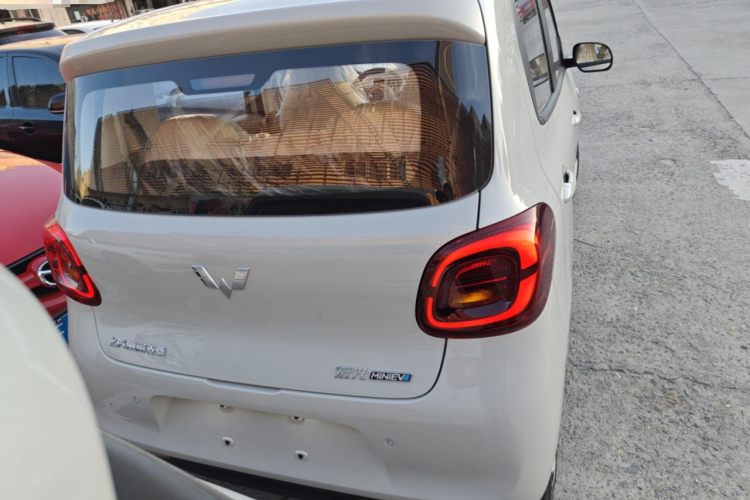 五菱汽车 宏光MINIEV 2025款 四门版 进阶款车身外观6