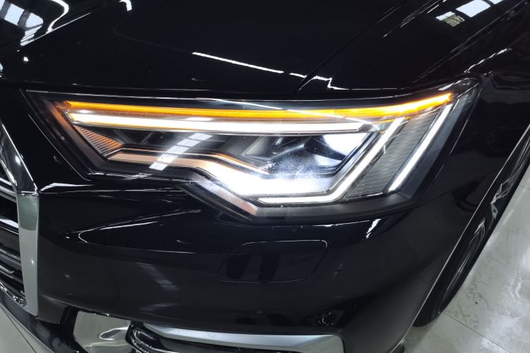 奥迪A6L 2023款 改款 45 TFSI quattro 臻选动感型局部细节36