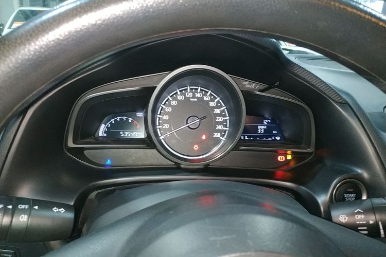 马自达3 昂克赛拉 2017款 三厢 1.5L 手动舒适型 国V中控内饰14