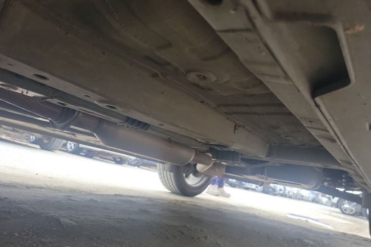 长安UNI-T 2020款 1.5T 尊贵型局部细节9004