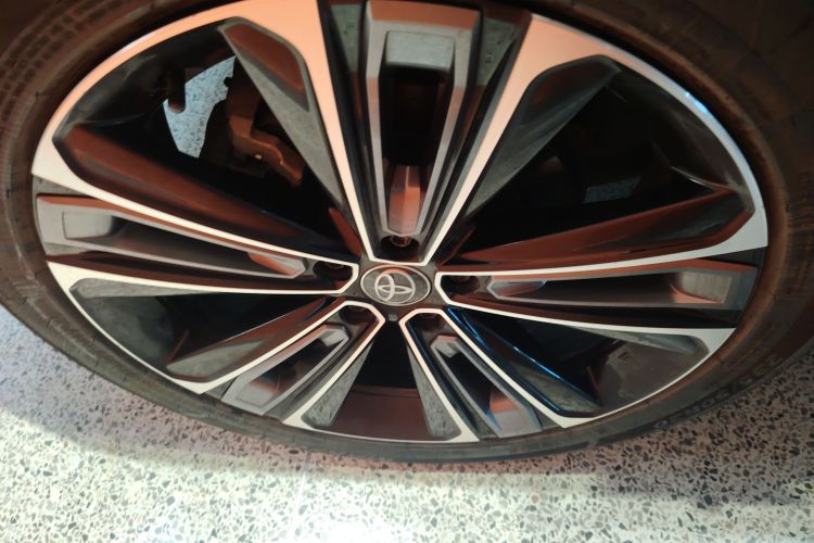 广汽丰田bZ4X 2022款 X-MODE 四驱Ultra车身外观6008