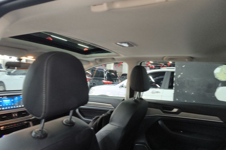 哈弗H6 2021款 运动版 1.5T 自动精英智联型 六边形格栅中控内饰22