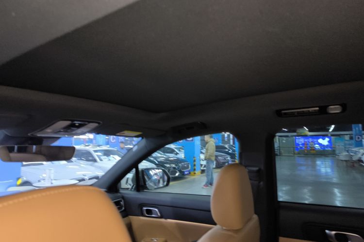 理想汽车 理想ONE 2021款 增程6座版局部细节22