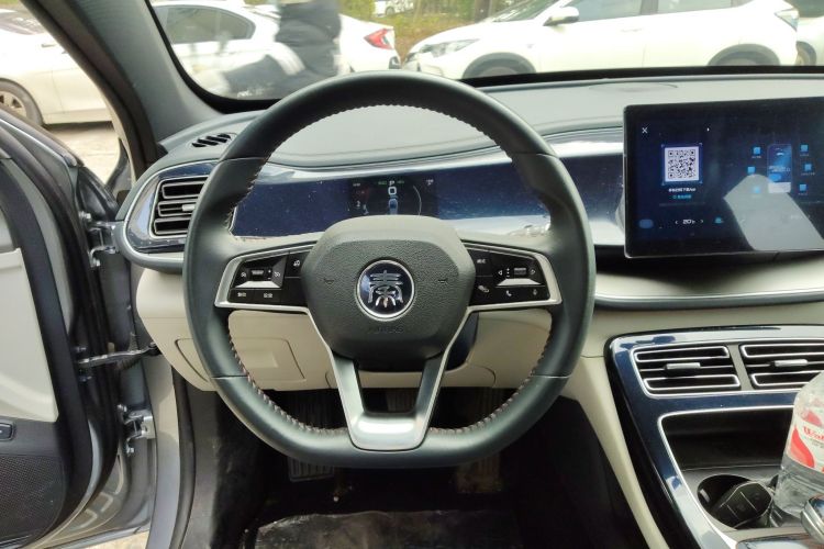 比亚迪 秦PLUS 2021款 DM-i 55KM 旗舰型局部细节13