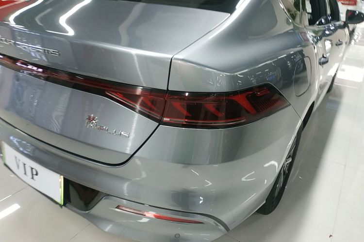 比亚迪 秦PLUS 2023款 冠军版 DM-i 55KM领先型车身外观9