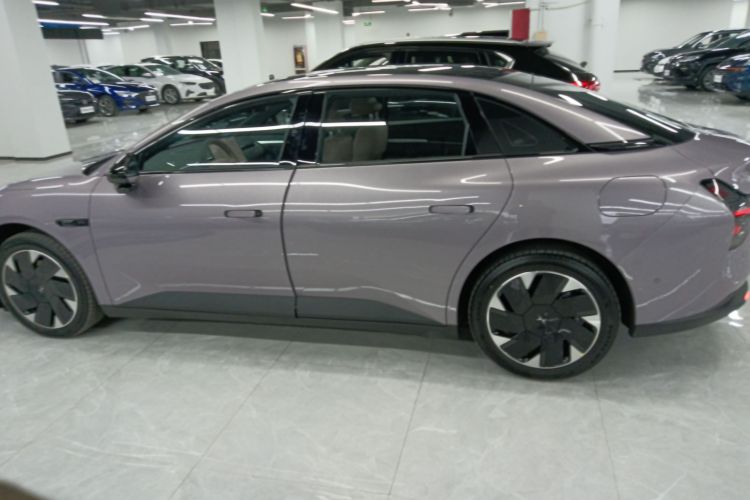 小鹏MONA M03 2025款 502 长续航 Max车身外观4