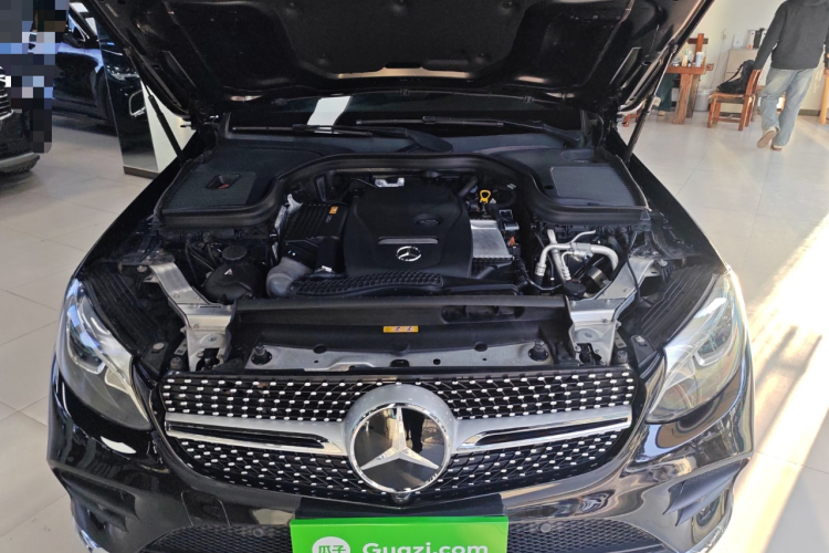 奔驰GLC 2018款 GLC 200 4MATIC机舱底盘24