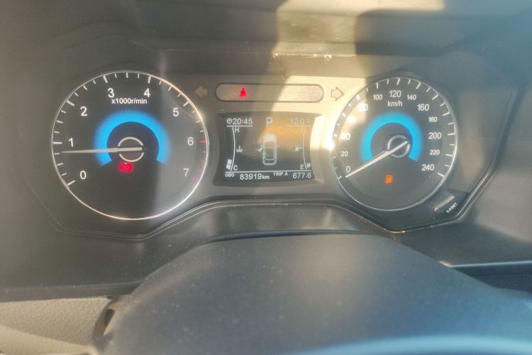 东风风光 风光580 2017款 改款 1.5T CVT豪华型中控内饰14