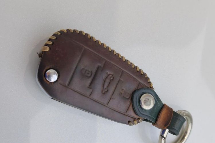 标致3008 2018款 2.0L 自动经典版中控内饰11