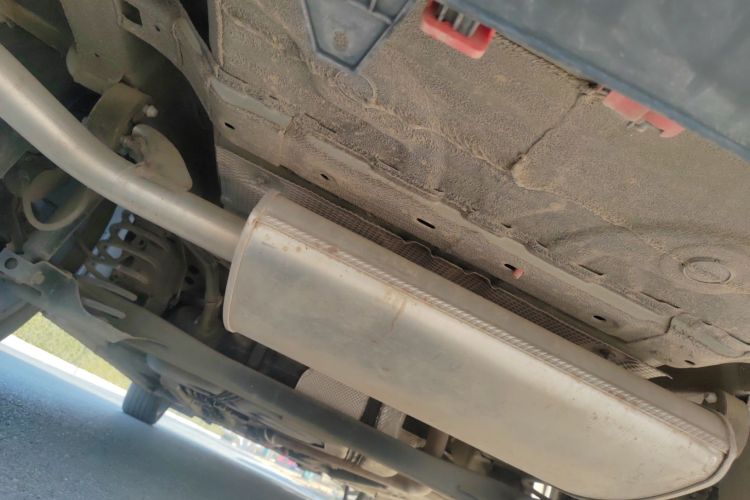 吉利汽车 帝豪 2022款 第4代 1.5L CVT旗舰型局部细节9009