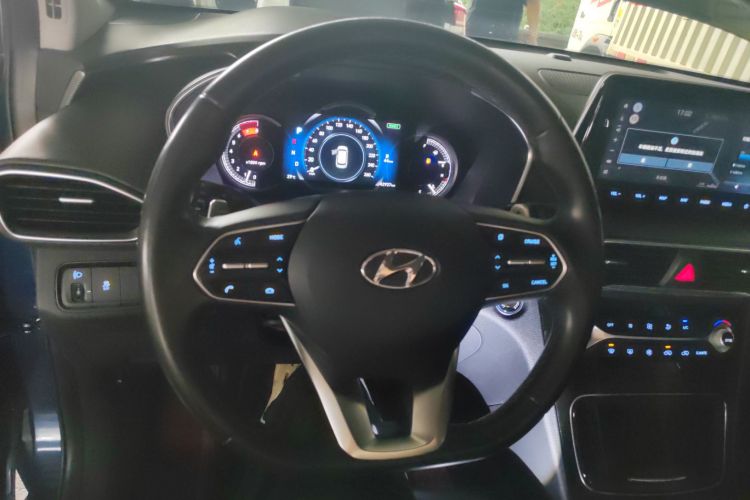 现代 胜达 2019款 380 TGDi GLS 自动两驱豪华版 国VI中控内饰13