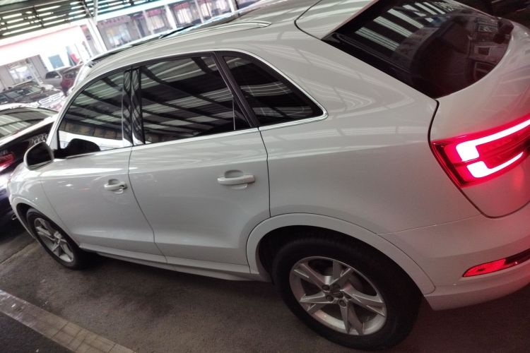 奥迪Q3 2018款 30周年年型 35 TFSI 时尚型车身外观6003